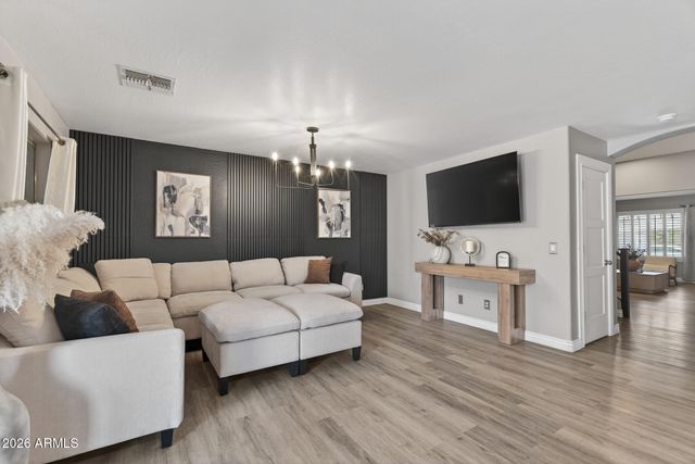 8526 W PIONEER Street, Tolleson, AZ 85353