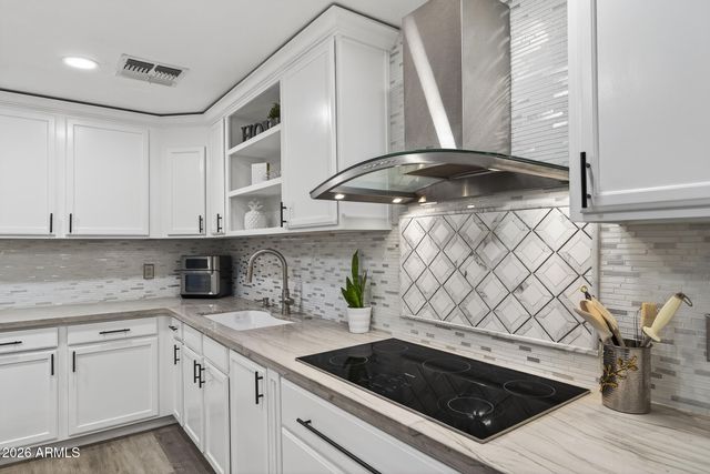 8526 W PIONEER Street, Tolleson, AZ 85353