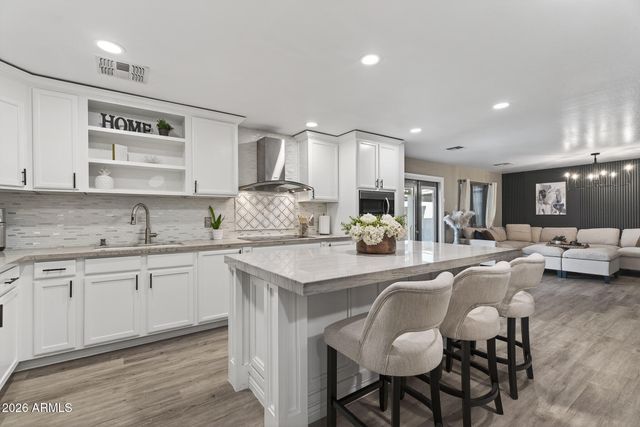 8526 W PIONEER Street, Tolleson, AZ 85353