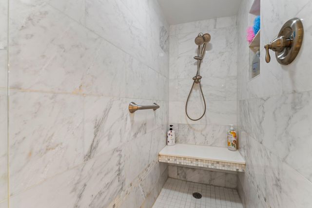 100 Lakeshore Drive 457, North Palm Beach, FL 33408