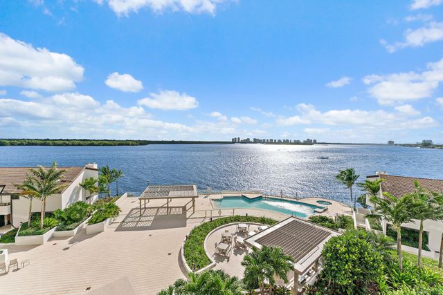 100 Lakeshore Drive 457, North Palm Beach, FL 33408