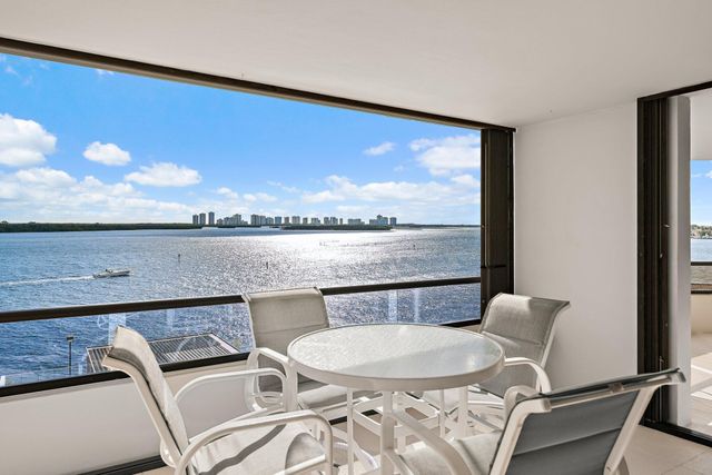 100 Lakeshore Drive 457, North Palm Beach, FL 33408