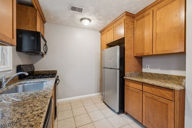 92 Paul Robeson Blvd, New Brunswick City, NJ 08901