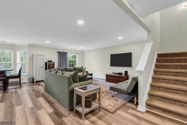 9 Junegrass Way, Allamuchy Twp., NJ 07840