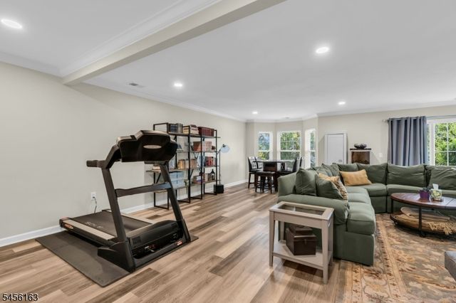 9 Junegrass Way, Allamuchy Twp., NJ 07840