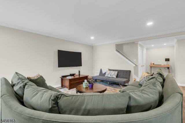 9 Junegrass Way, Allamuchy Twp., NJ 07840