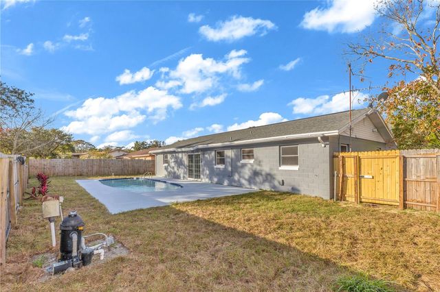 3711 PIPES O THE GLEN WAY, Orlando, FL 32808