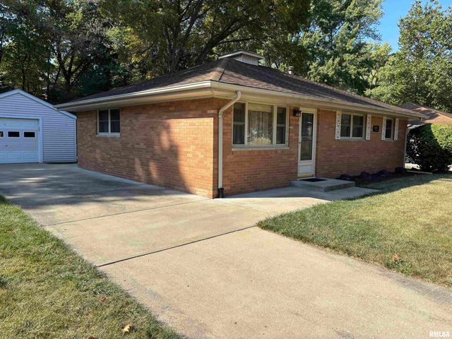 1914 W WHITE OAK Drive, Peoria, IL 61614