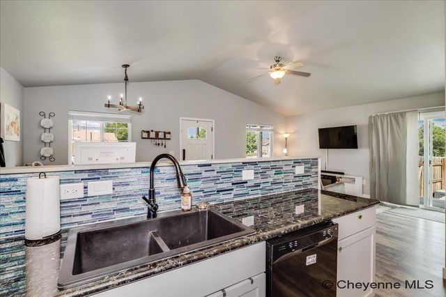 5611 INDEPENDENCE DR, Cheyenne, WY 82001