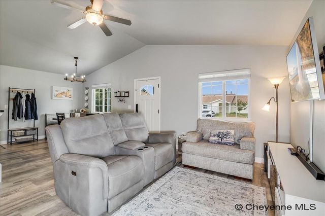 5611 INDEPENDENCE DR, Cheyenne, WY 82001