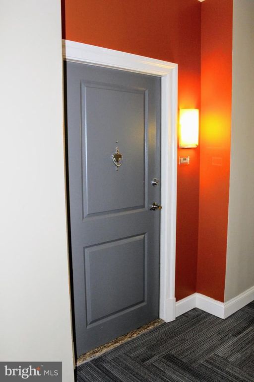 Image 7 of property listing at 38 MARYLAND AVE #335, Rockville, MD 20850