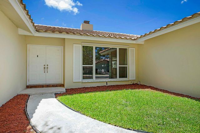 20869 Sonrisa Way, Boca Raton, FL 33433