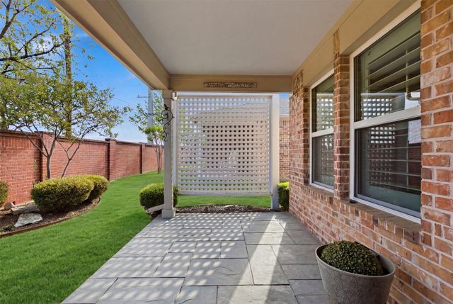 2490 Honeybee Lane, Frisco, TX 75036
