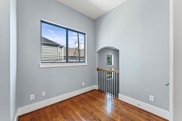 408 Parker Street, Houston, TX 77007