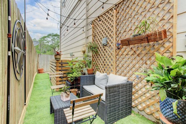 408 Parker Street, Houston, TX 77007