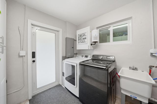 6410 Harding Street, Hollywood, FL 33024