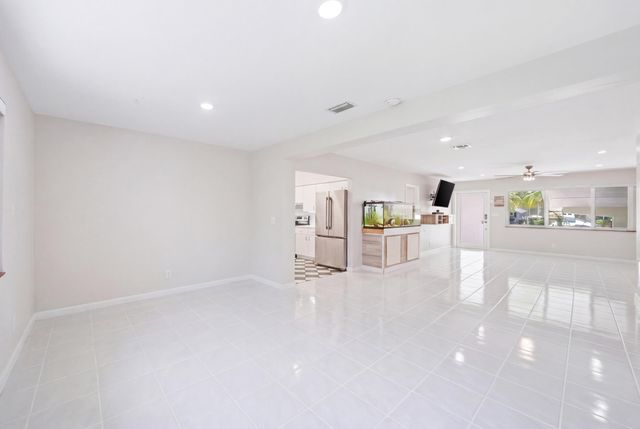 6410 Harding Street, Hollywood, FL 33024