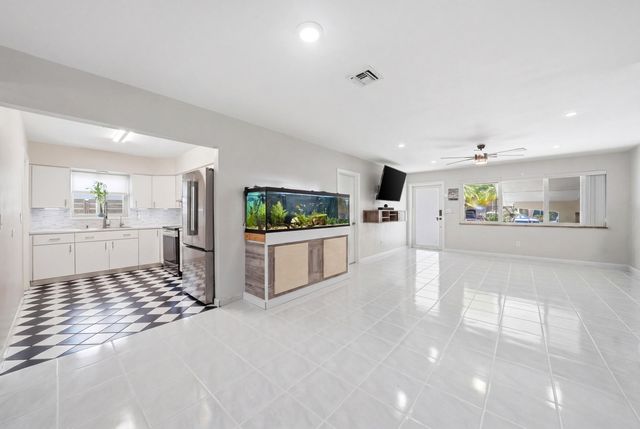 6410 Harding Street, Hollywood, FL 33024