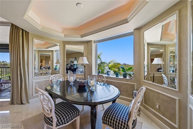 7225 Pelican Bay BLVD 305, Naples, FL 34108