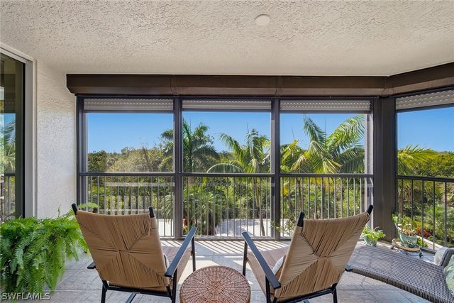 7225 Pelican Bay BLVD 305, Naples, FL 34108