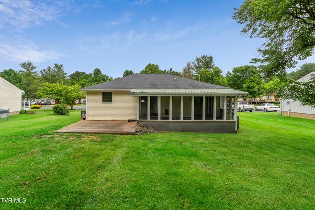 1760 Todd Drive, Johnson City, TN 37604