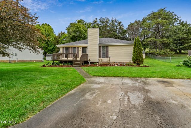 1760 Todd Drive, Johnson City, TN 37604