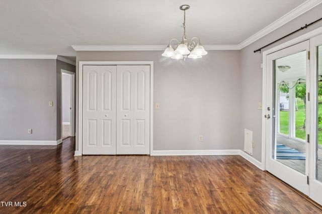1760 Todd Drive, Johnson City, TN 37604
