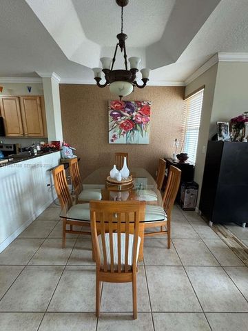 7131 NW 114th Ct, Doral, FL 33178