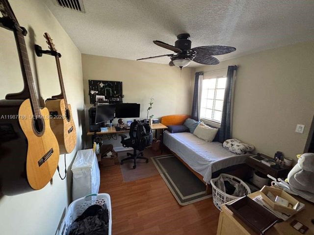 7131 NW 114th Ct, Doral, FL 33178