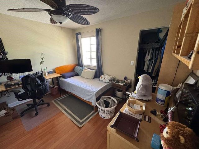 7131 NW 114th Ct, Doral, FL 33178