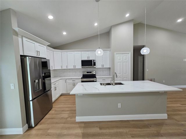 6920 SE 123RD PLACE, Belleview, FL 34420