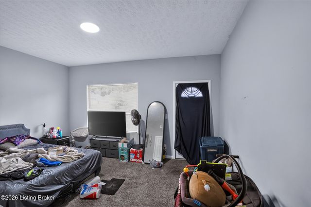 2206 Saint Xavier St, Louisville, KY 40212