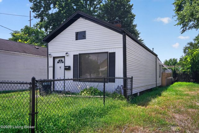 2206 Saint Xavier St, Louisville, KY 40212