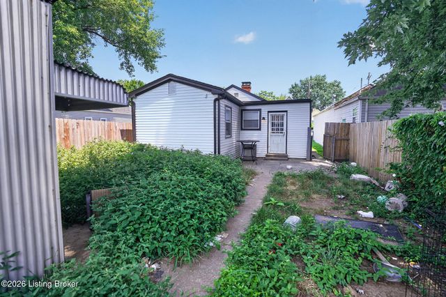 2206 Saint Xavier St, Louisville, KY 40212