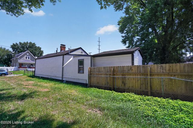 2206 Saint Xavier St, Louisville, KY 40212