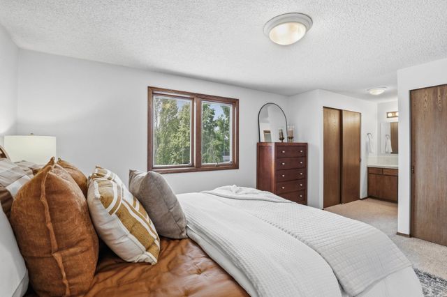 5722 S Moran Dr, Spokane, WA 99223
