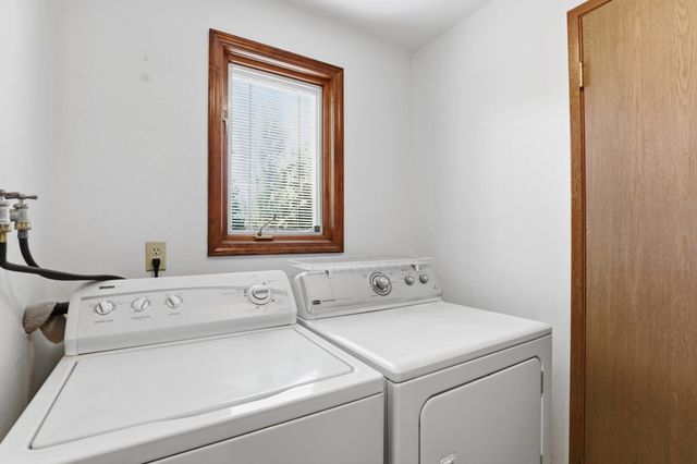 5722 S Moran Dr, Spokane, WA 99223