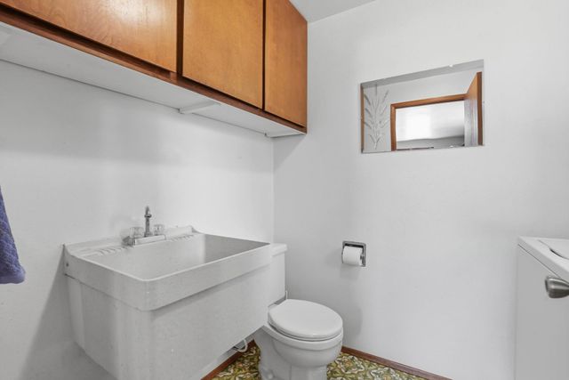 5722 S Moran Dr, Spokane, WA 99223