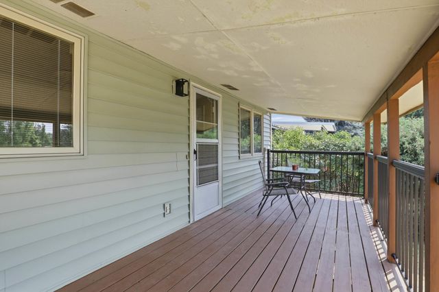 5722 S Moran Dr, Spokane, WA 99223