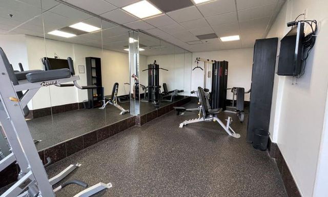 3525 Sage Road 718, Houston, TX 77056