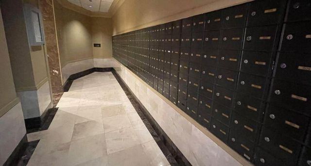 3525 Sage Road 718, Houston, TX 77056