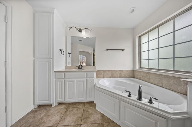 2245 Caniesto Street, Plano, TX 75074