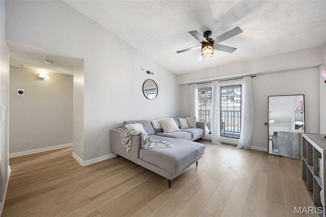 3425 Country Stone Manor Drive C, Valley Park, MO 63088