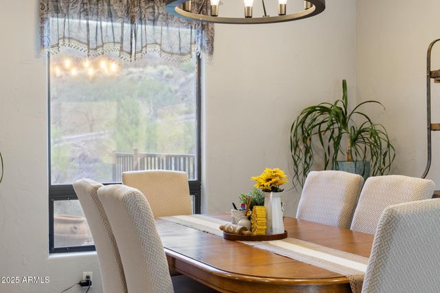 35310 S PINNACLE Place, Black Canyon City, AZ 85324