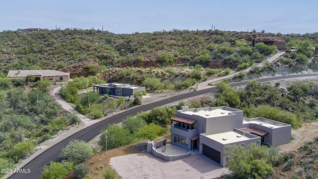 35310 S PINNACLE Place, Black Canyon City, AZ 85324