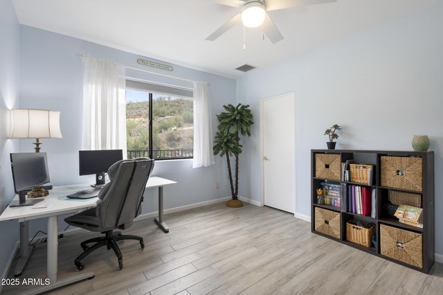 35310 S PINNACLE Place, Black Canyon City, AZ 85324