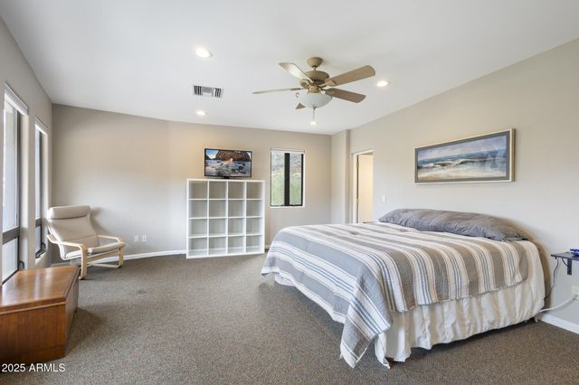 35310 S PINNACLE Place, Black Canyon City, AZ 85324