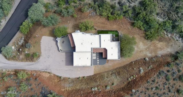 35310 S PINNACLE Place, Black Canyon City, AZ 85324