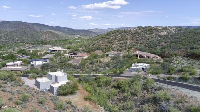 35310 S PINNACLE Place, Black Canyon City, AZ 85324