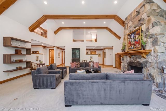 32870 Bingham Lane, Bingham Farms Village, MI 48025
